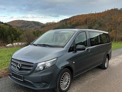 Grau Gebraucht 2017 Mercedes Vito Van / Kleinbus | 12.999 €