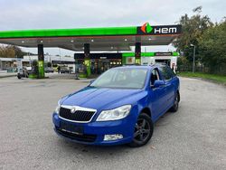Blau Gebraucht 2010 Skoda Octavia Ambiente Kombi | 2.499 € (Superpreis)