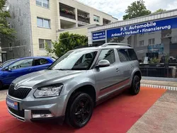 Grau Gebraucht 2016 Skoda Yeti Style SUV | 9.990 € (Guter Preis)