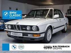Weiss Gebraucht 1987 BMW M5 Sport Line Limousine | 49.890 €