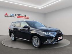 Pantherschwarz (p) Gebraucht 2021 Mitsubishi Outlander P-HEV Top SUV | 24.900 € (Etwas zu teuer)