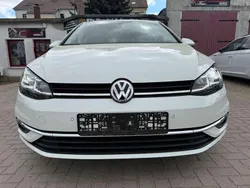 Pure white Gebraucht 2017 VW Golf VII Sound Limousine | 13.490 € (Fairer Preis)