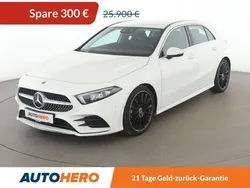 Weiß Gebraucht 2020 Mercedes A180 AMG line Limousine | 25.600 € (Fairer Preis)