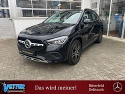 Kosmosschwarz Gebraucht 2020 Mercedes GLA200 Progressive SUV | 35.580 € (Teuer)