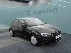 Schwarz Gebraucht 2020 Audi A3 Sportback Basis Limousine | 22.500 € (Guter Preis)