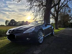 Schwarz Gebraucht 2005 Mercedes SLK350 Cabrio | 6.990 €