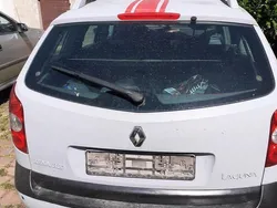 Grau Gebraucht 2001 Renault Laguna II Kombi | 625 €