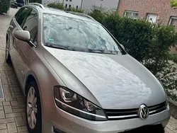 Silber Gebraucht 2016 VW Golf VII Kombi | 13.999 € (Etwas zu teuer)