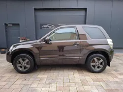 Braun Gebraucht 2015 Suzuki Grand Vitara SUV | 12.990 €