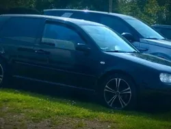 Schwarz Gebraucht 1999 VW Golf IV Kleinwagen | 1.200 €