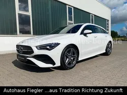 Weiß Gebraucht 2024 Mercedes CLA180 Shooting Brake Advanced Plus Kombi | 31.990 € (Etwas zu teuer)