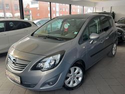 Grau Gebraucht 2012 Opel Meriva Innovation Van / Kleinbus | 5.490 € (Fairer Preis)