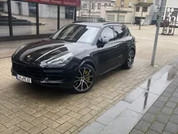 Schwarz Gebraucht 2018 Porsche Cayenne Turbo S SUV | 68.200 € (Guter Preis)