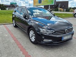 Schwarz Gebraucht 2020 VW Passat Kombi | 18.200 € (Etwas zu teuer)