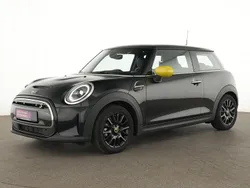 Schwarz Gebraucht 2023 Mini Cooper SE Kleinwagen | 19.848 € (Guter Preis)