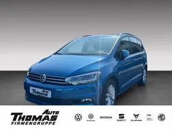 Caribbean blue metallic Gebraucht 2019 VW Touran Comfortline Van / Kleinbus | 21.880 € (Fairer Preis)