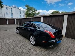 Grau Gebraucht 2012 Jaguar XJ Limousine | 9.898 € (Fairer Preis)