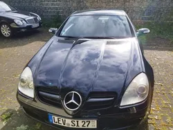 Schwarz Gebraucht 2006 Mercedes SLK200 Cabrio | 9.800 € (Fairer Preis)