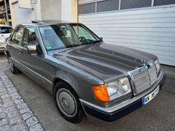 Gebraucht 1991 Mercedes E200 Limousine | 5.800 €