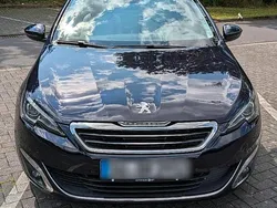 Blau Gebraucht 2017 Peugeot 308 Kombi | 14.500 € (Teuer)