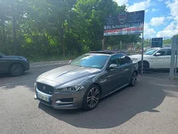 Grau Gebraucht 2016 Jaguar XE R-Sport Limousine | 5.490 €