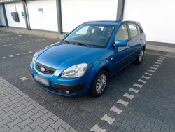Blau Gebraucht 2006 Kia Rio 2 Kleinwagen | 3.500 € (Teuer)