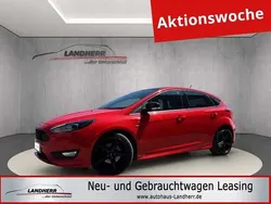 Race rot Gebraucht 2018 Ford Focus ST-Line Limousine | 13.250 € (Superpreis)
