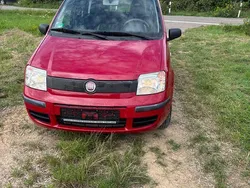 Rot Gebraucht 2009 Fiat Panda Active Kleinwagen | 3.999 €