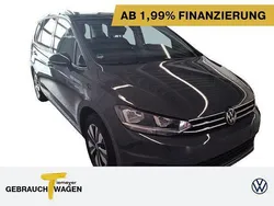 Delfingrau metallic Gebraucht 2024 VW Touran Move Van / Kleinbus | 33.690 € (Superpreis)