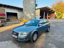 Grau Gebraucht 2005 Audi A4 Kombi | 1.899 € (Superpreis)