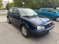 Blau Gebraucht 2002 VW Golf IV Limousine | 1.550 € (Guter Preis)