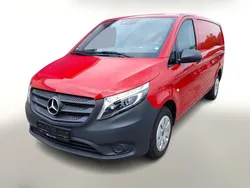 Rot Gebraucht 2019 Mercedes Vito Van / Kleinbus | 15.288 € (Superpreis)