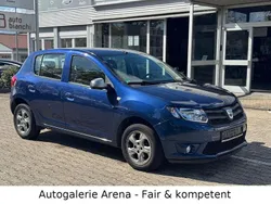 Blau Gebraucht 2015 Dacia Sandero Celebration Kleinwagen | 5.290 € (Fairer Preis)