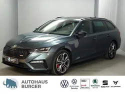 Quarz grau (metallic) Gebraucht 2022 Skoda Octavia RS Kombi | 30.970 € (Fairer Preis)