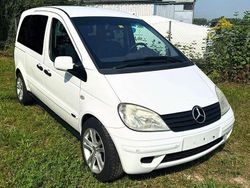 Weiß Gebraucht 2005 Mercedes Vaneo Van / Kleinbus | 4.700 €