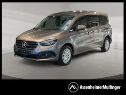 Grau Neu 2025 Mercedes T180 Van / Kleinbus | 37.889 €