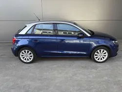 Blau Gebraucht 2013 Audi A1 Sportback Attraction Kleinwagen | 10.950 € (Fairer Preis)
