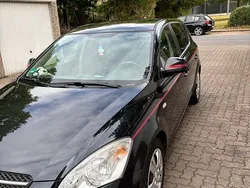 Schwarz Gebraucht 2007 Kia Ceed 2 Limousine | 4.300 € (Fairer Preis)