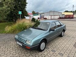 Grün Gebraucht 1983 Ford Sierra Limousine | 6.999 €