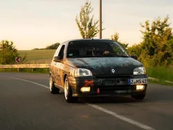 Andere außenfarben Gebraucht 1996 Renault Clio R.S. Kleinwagen | 2.000 €