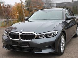 Grau Gebraucht 2021 BMW 318 Advantage Kombi | 23.450 € (Fairer Preis)
