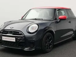 Grau Gebraucht 2024 Mini John Cooper Works Kleinwagen | 30.039 € (Superpreis)