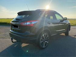 Schwarz Gebraucht 2015 Nissan Qashqai Tekna SUV | 9.200 € (Guter Preis)