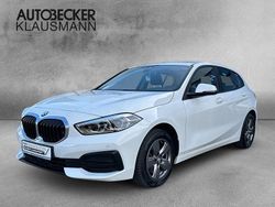 Weiss Gebraucht 2023 BMW 118 Advantage Kleinwagen | 22.609 € (Fairer Preis)