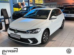 Weiß Gebraucht 2023 VW Polo Active Limousine | 18.979 € (Fairer Preis)