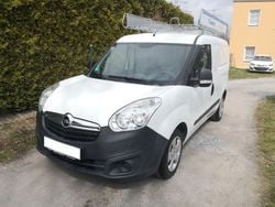 Weiß Gebraucht 2018 Opel Combo Edition Van / Kleinbus | 7.990 € (Fairer Preis)