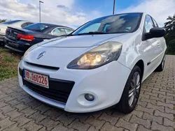 Weiß Gebraucht 2011 Renault Clio II Night&Day Kleinwagen | 4.500 €