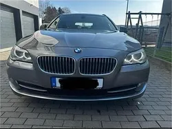 Grau Gebraucht 2011 BMW 525 Kombi | 7.850 €