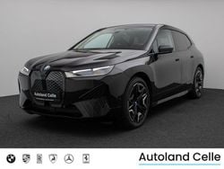 Saphirschwarz metallic475 Gebraucht 2022 BMW iX Sport Line SUV | 43.999 € (Superpreis)