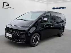 Schwarz Neu 2025 Hyundai Staria Signature Van | 53.290 €
